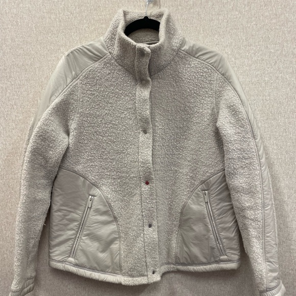 Lululemon Go Cozy Jacket - Picture 4 of 8